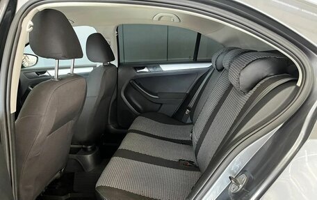 Volkswagen Jetta VII, 2011 год, 880 000 рублей, 5 фотография