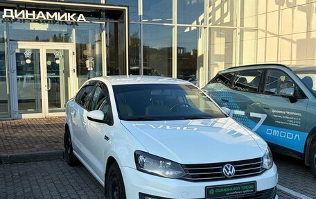 Volkswagen Polo VI (EU Market), 2018 год, 725 000 рублей, 3 фотография