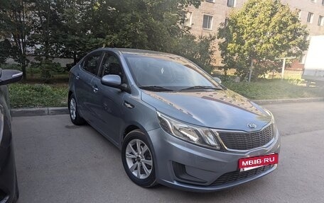 KIA Rio III рестайлинг, 2014 год, 930 000 рублей, 2 фотография