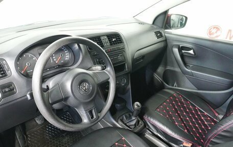 Volkswagen Polo VI (EU Market), 2011 год, 650 000 рублей, 9 фотография
