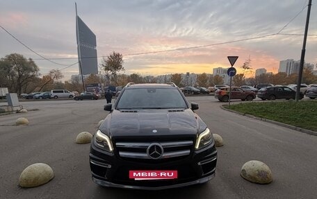 Mercedes-Benz GL-Класс, 2015 год, 3 600 000 рублей, 4 фотография