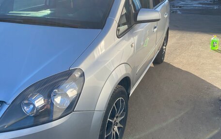 Opel Zafira B, 2006 год, 650 000 рублей, 7 фотография
