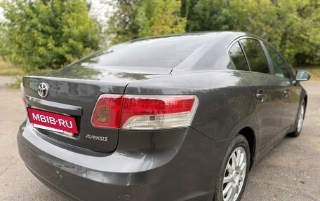 Toyota Avensis III рестайлинг, 2009 год, 765 000 рублей, 2 фотография