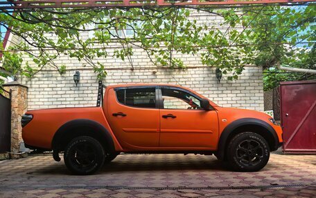 Mitsubishi L200 IV рестайлинг, 2010 год, 1 650 000 рублей, 8 фотография