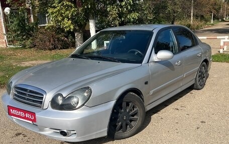 Hyundai Sonata IV рестайлинг, 2005 год, 550 000 рублей, 2 фотография