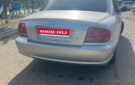 Hyundai Sonata IV рестайлинг, 2005 год, 550 000 рублей, 3 фотография