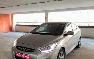 Hyundai Solaris II рестайлинг, 2013 год, 750 000 рублей, 1 фотография