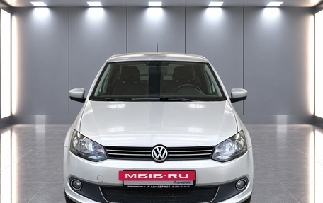 Volkswagen Polo VI (EU Market), 2013 год, 890 000 рублей, 2 фотография