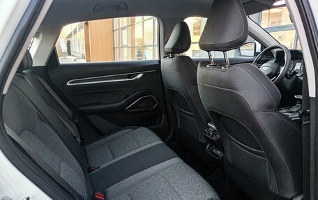 Geely Emgrand, 2024 год, 1 645 000 рублей, 7 фотография