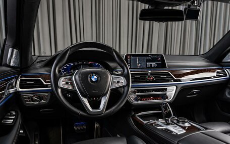 BMW 7 серия, 2019 год, 6 499 000 рублей, 13 фотография