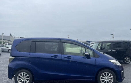 Honda Freed I, 2015 год, 950 787 рублей, 2 фотография