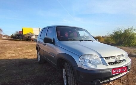 Chevrolet Niva I рестайлинг, 2015 год, 560 000 рублей, 2 фотография