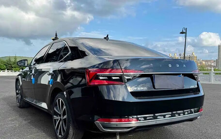 Skoda Superb III рестайлинг, 2023 год, 1 867 018 рублей, 4 фотография