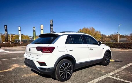 Volkswagen T-Roc I, 2022 год, 1 680 006 рублей, 4 фотография