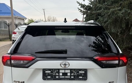 Toyota RAV4, 2021 год, 2 777 777 рублей, 2 фотография