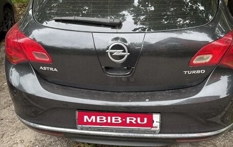 Opel Astra J, 2013 год, 780 000 рублей, 2 фотография