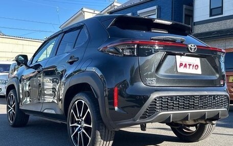 Toyota Yaris Cross, 2023 год, 1 720 000 рублей, 4 фотография