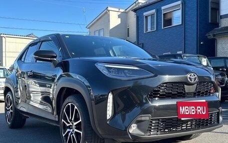 Toyota Yaris Cross, 2023 год, 1 720 000 рублей, 3 фотография