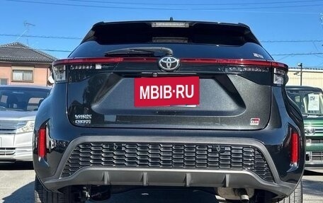 Toyota Yaris Cross, 2023 год, 1 720 000 рублей, 5 фотография