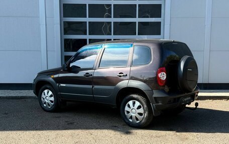 Chevrolet Niva I рестайлинг, 2011 год, 368 000 рублей, 3 фотография