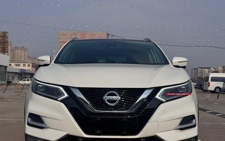 Nissan Qashqai, 2022 год, 2 000 000 рублей, 2 фотография