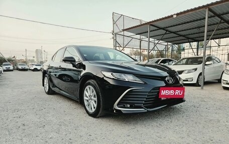Toyota Camry, 2021 год, 2 999 000 рублей, 3 фотография