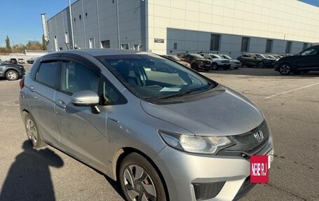 Honda Fit III, 2014 год, 810 000 рублей, 2 фотография