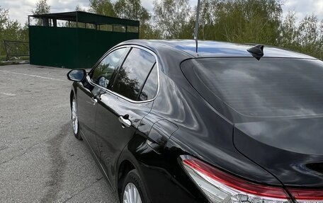Toyota Camry, 2019 год, 2 890 000 рублей, 7 фотография