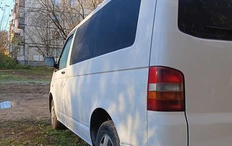 Volkswagen Transporter T5 рестайлинг, 2004 год, 600 000 рублей, 4 фотография