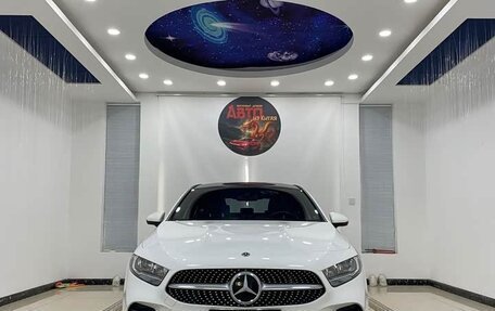 Mercedes-Benz A-Класс, 2022 год, 1 951 000 рублей, 2 фотография
