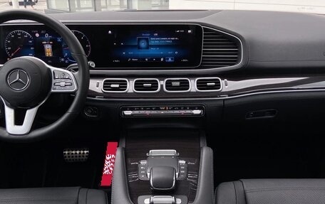 Mercedes-Benz GLS, 2021 год, 9 950 000 рублей, 3 фотография