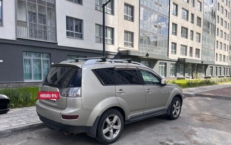 Mitsubishi Outlander III рестайлинг 3, 2008 год, 840 000 рублей, 3 фотография
