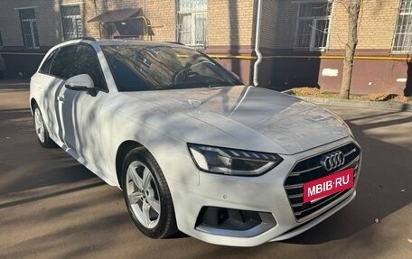 Audi A4, 2020 год, 2 800 000 рублей, 3 фотография