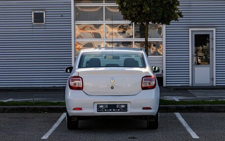 Renault Logan II, 2018 год, 855 000 рублей, 5 фотография