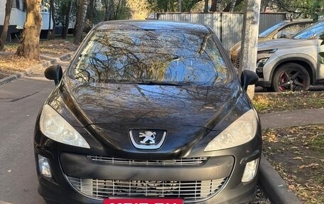 Peugeot 308 II, 2011 год, 395 000 рублей, 2 фотография