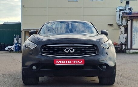 Infiniti FX II, 2010 год, 1 170 000 рублей, 2 фотография
