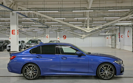BMW 3 серия, 2019 год, 2 739 999 рублей, 5 фотография