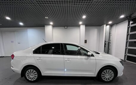 Skoda Rapid II, 2021 год, 1 690 000 рублей, 2 фотография