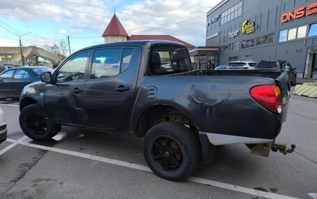 Mitsubishi L200 IV рестайлинг, 2011 год, 860 000 рублей, 4 фотография