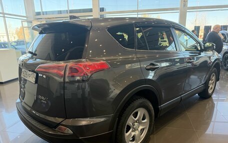 Toyota RAV4, 2015 год, 2 045 000 рублей, 4 фотография