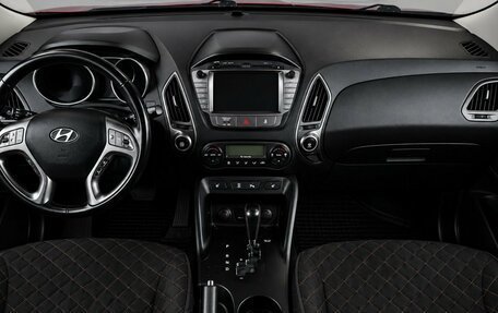 Hyundai ix35 I рестайлинг, 2015 год, 1 539 000 рублей, 11 фотография