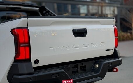 Toyota Tacoma, 2025 год, 10 400 000 рублей, 9 фотография