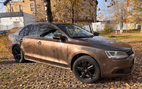 Volkswagen Jetta VII, 2012 год, 700 000 рублей, 3 фотография