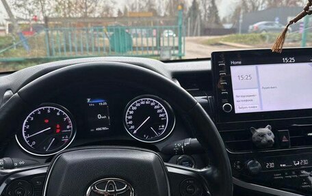 Toyota Camry, 2022 год, 1 800 000 рублей, 7 фотография