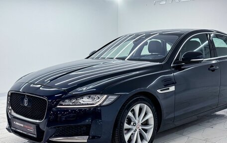 Jaguar XF II, 2020 год, 2 550 000 рублей, 6 фотография