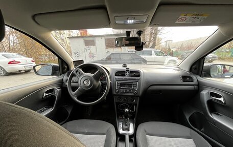 Volkswagen Polo VI (EU Market), 2015 год, 940 000 рублей, 4 фотография