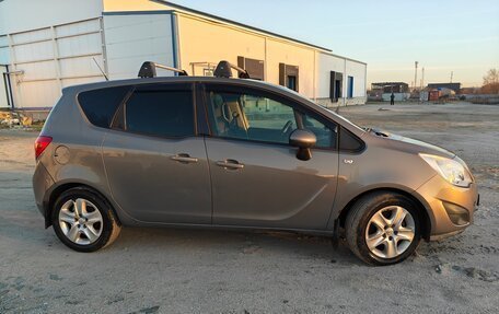 Opel Meriva, 2012 год, 550 000 рублей, 2 фотография