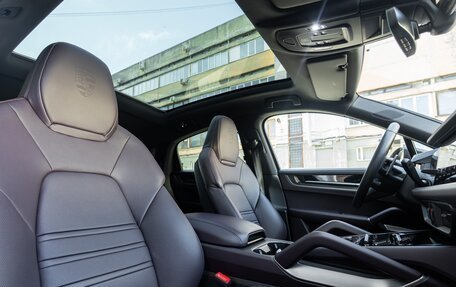 Porsche Cayenne III, 2025 год, 25 000 000 рублей, 6 фотография