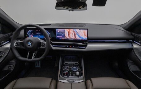 BMW 5 серия, 2024 год, 5 699 000 рублей, 6 фотография