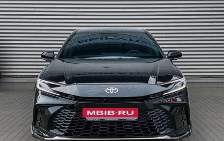 Toyota Camry, 2025 год, 3 895 000 рублей, 2 фотография